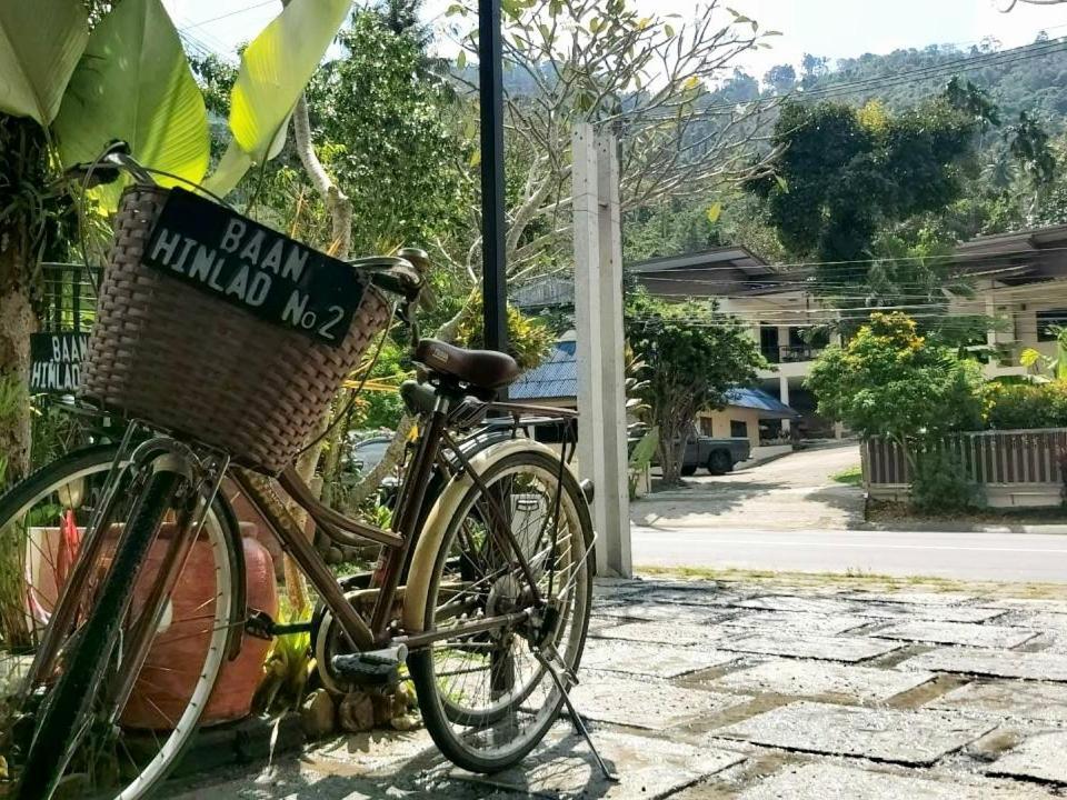 Baan Hinlad Waterfall Hostel Lipa Noi Exterior foto